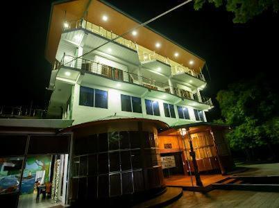 Delma Mount View Hotel Канді Екстер'єр фото